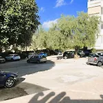 Apartment Beautiful Flat In For 6 Persons Marbella