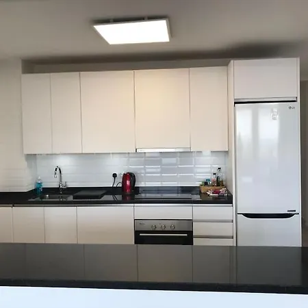 Beautiful Flat In For 6 Persons Apartment *